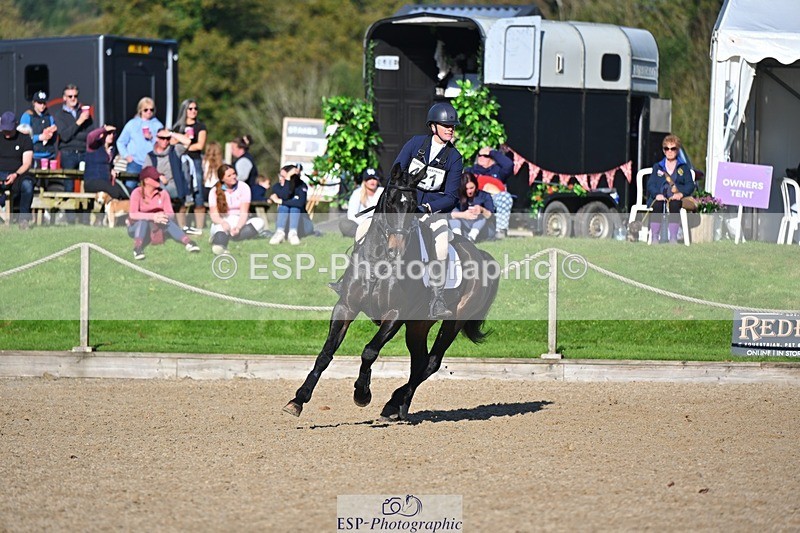 241027-120937-17159 - 421-Marie.Webber-BENNY'S.DOUBLE.DIAMOND