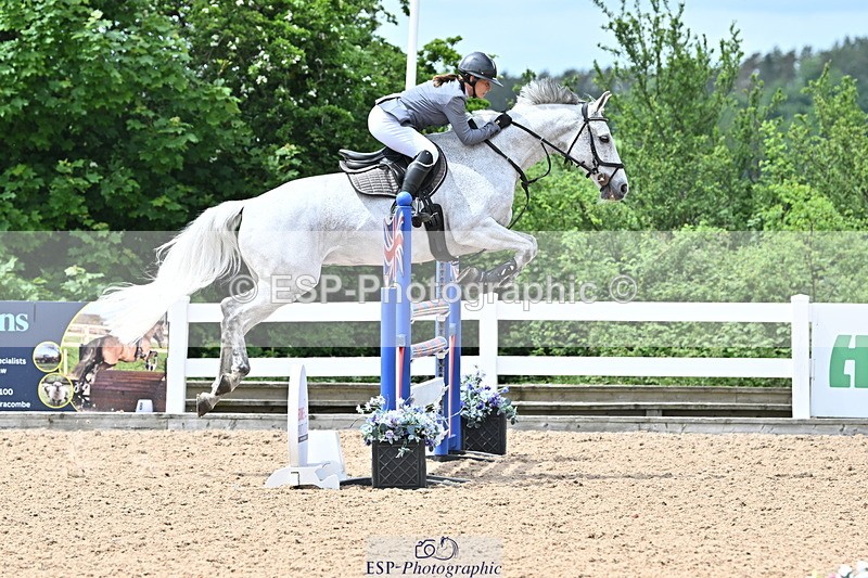 240523A-130528-01890 - Cls 4 Snr 1.20m Open