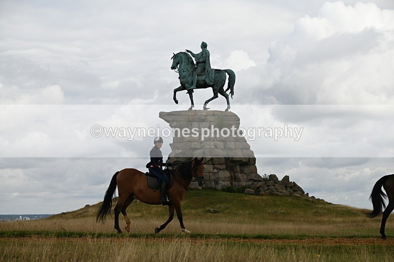 DSC_4197 - Time at Statue 09:50 to 11:09