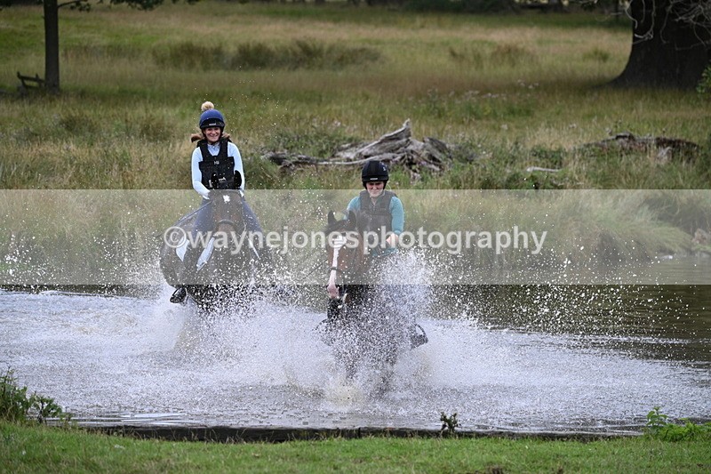 WJ7_3877 - Time at Water 12:52 to 13:22