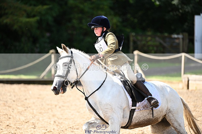 240824X-112229-25203 - 70cm Round 2 10.30 to 12.10