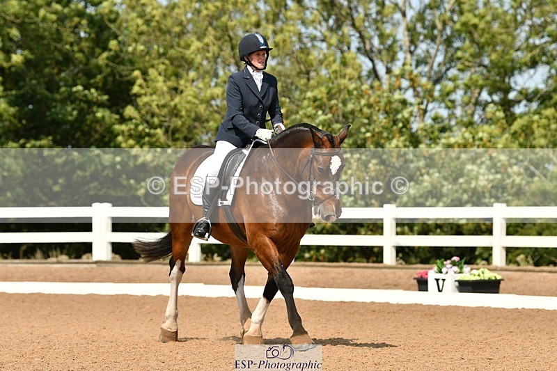 250817-120129-08740 - 218-Carol.QuantrillCormoy.Lad