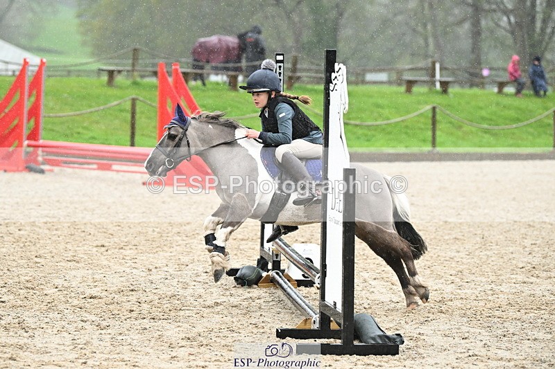 250418A-111029-00544 - UnAff 40cm