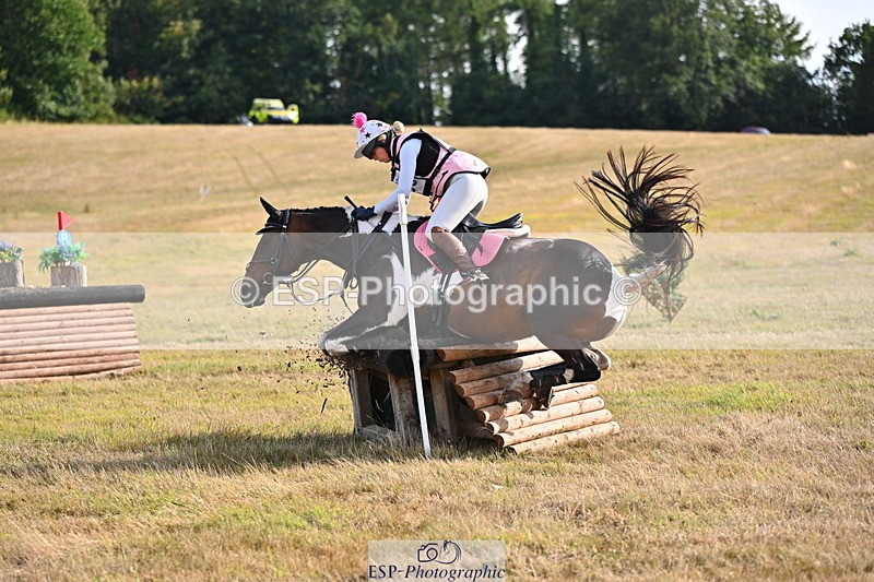 250803A-173110-18074 - S-859-Yssie.Galvin-FLEETING.INCA