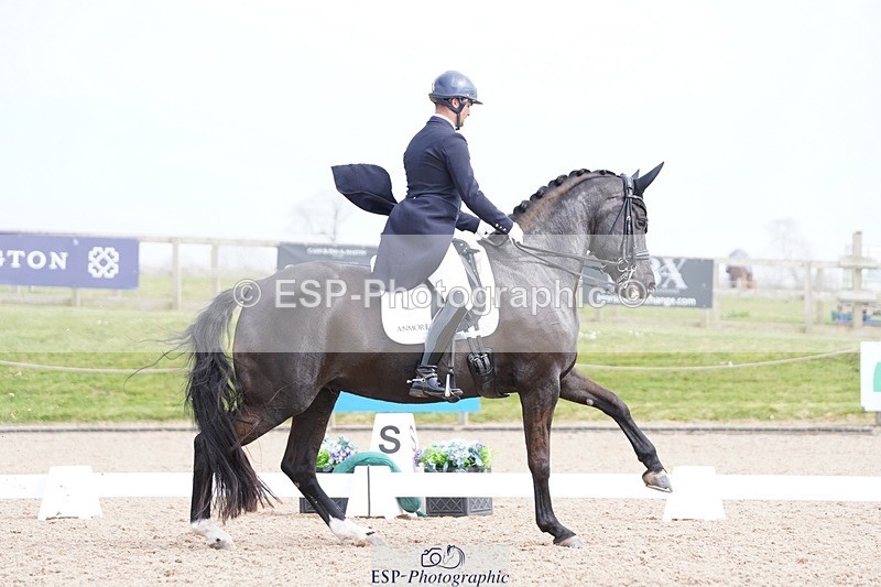 250403-141436-02891 - 022-Jezz.Palmer-Romanno.Weltino