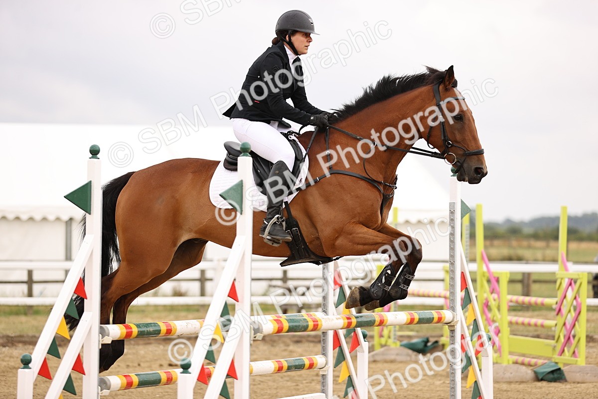 SBM_026484 - Class 12 - Amateur Championship Qualifier 1.05m