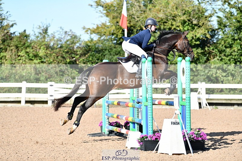 240913A-093724-02972 - Cls 20 Snr British Novice and 90cm Open