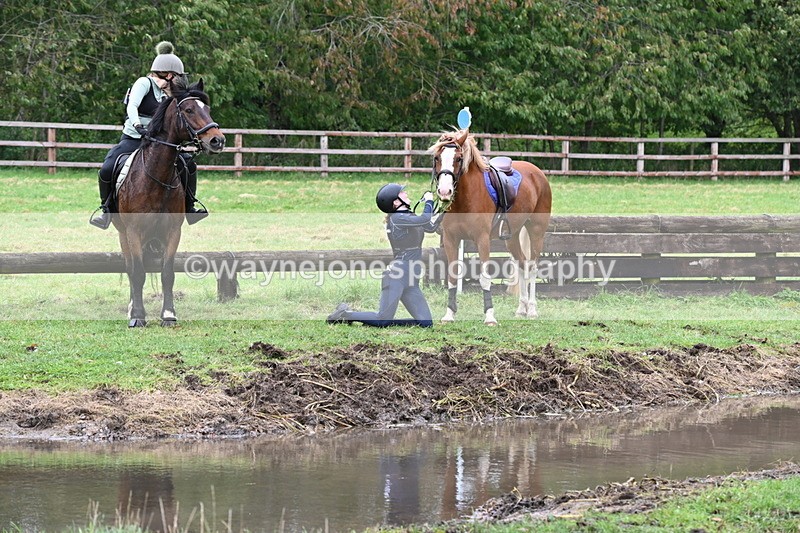 WJ6_5898 - Time at Photographer 12:31 to 12:40