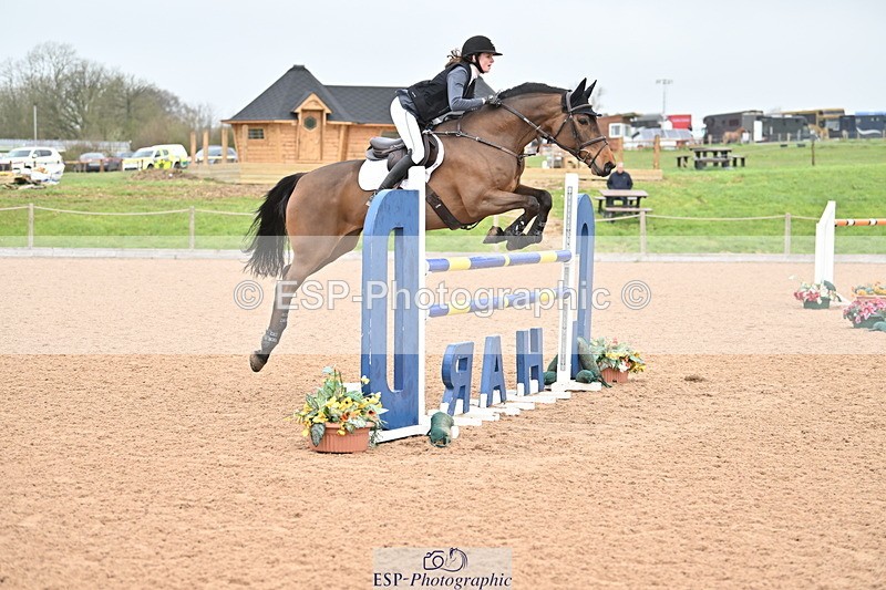 240405A-142027-01936 - Cls 5 National 1.30m Open