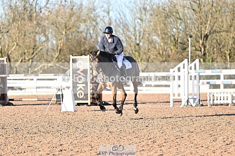 251203-140256-00776 - Cls 5 Foxhunter and 1.20m Open