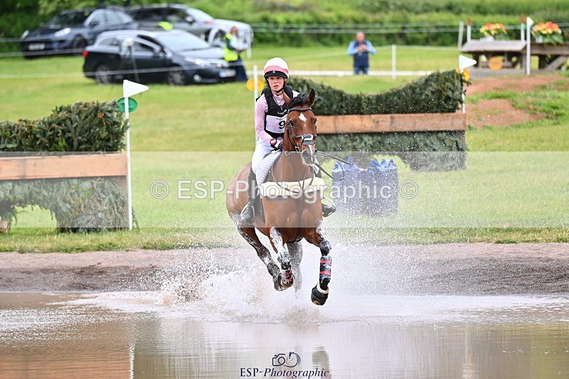 250524A-094605-08784 - A-009-Clementine.Crosthwaite.Eyre-LYJADOR