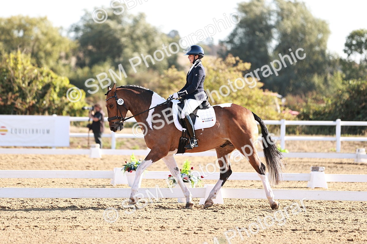 SBM_004225 - Class 12 - Novice 5 - 9.07-10.10