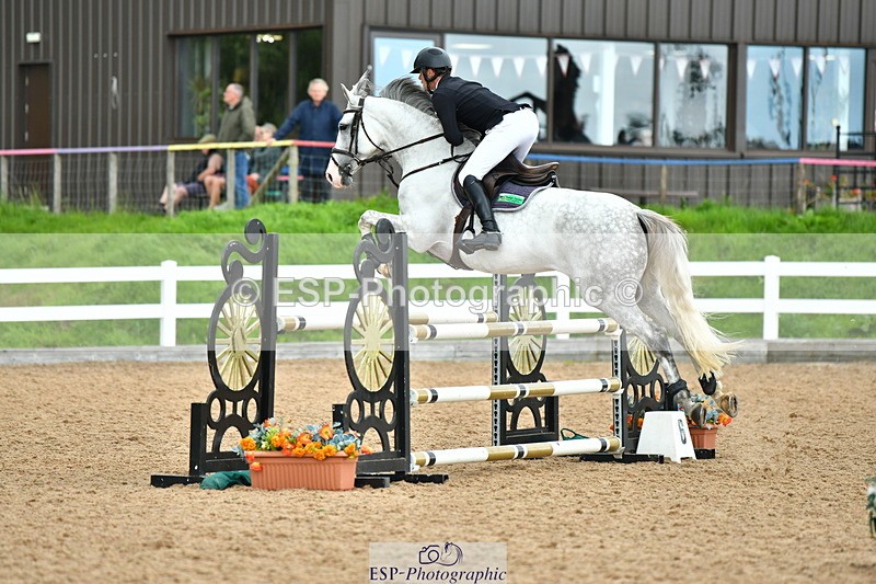 230812A-165026-10589 - Cls 30 A&B 1.10m Nat Am Qual & 1.10m Open