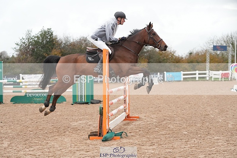 251109-092138-03174 - Cls 18 Discovery and 1m Open