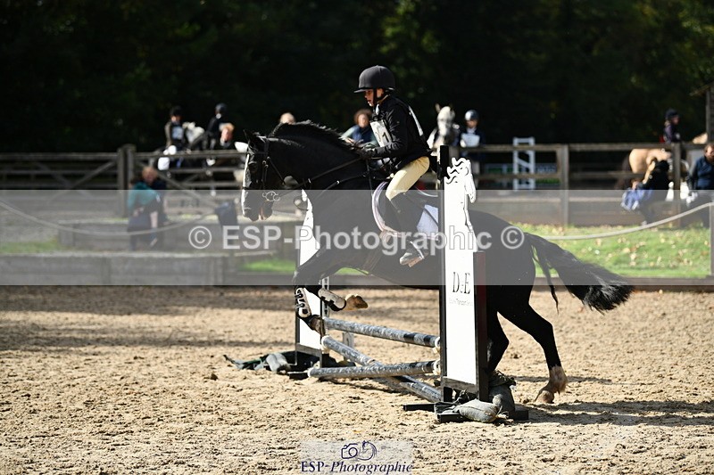 251004A-131155-01183 - Classes 6 & 7 60cm