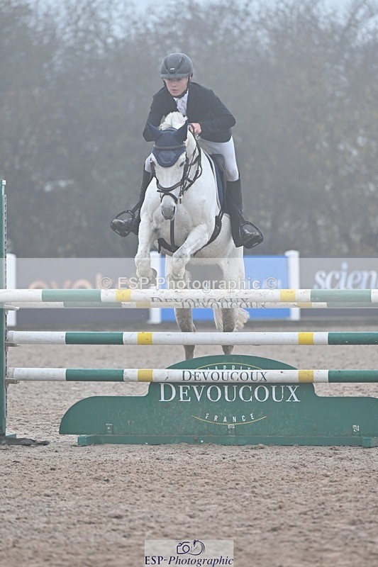 251115-123126-00974 - Cls 10 Pony Foxhunter and 1.10m Open
