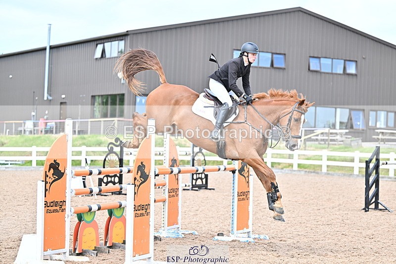 240605A-153835-00922 - Cls 5 Foxhunter and 1.20m Open