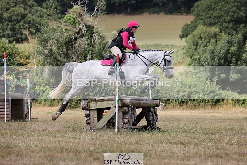 250802A-151734-06683 - F-269-Essie.Barker-BLOODY.NORA