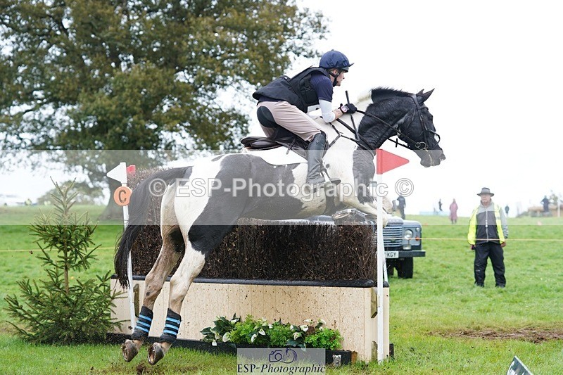 231021-124750-17037 - 409-COUSIN.JERRY-Beatrice.Southcombe-SC+XC