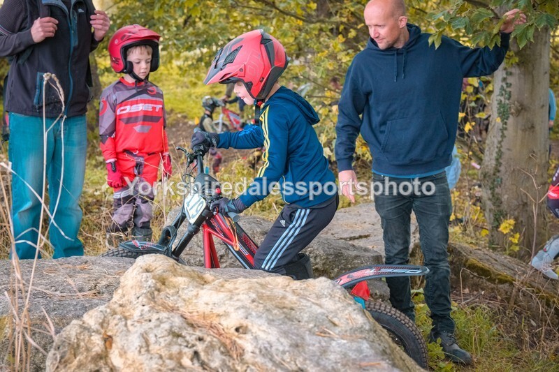 DSCF0225 - Ripon MC Trial 27/09- kids