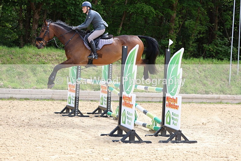 3E7A9296 - Class 7: Senior 1.05m
