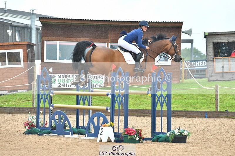 230723A-093106-10552 - Cls 4, 2 Star Small 1.30m