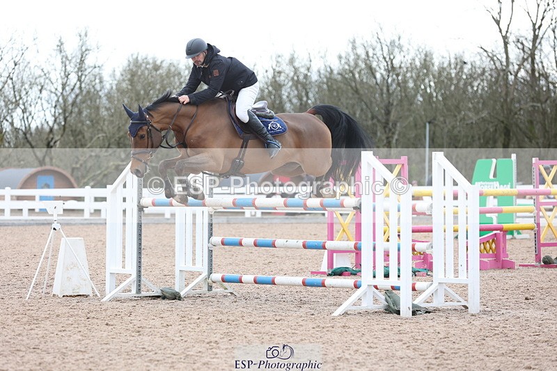 240223A-133151-01558 - Cls 5 Newcomers and 1.10m Open