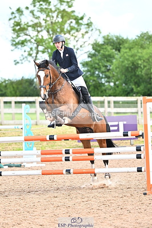 240608A-143949-02794 - Cls 5 Snr Foxhunter and 1.20m Open
