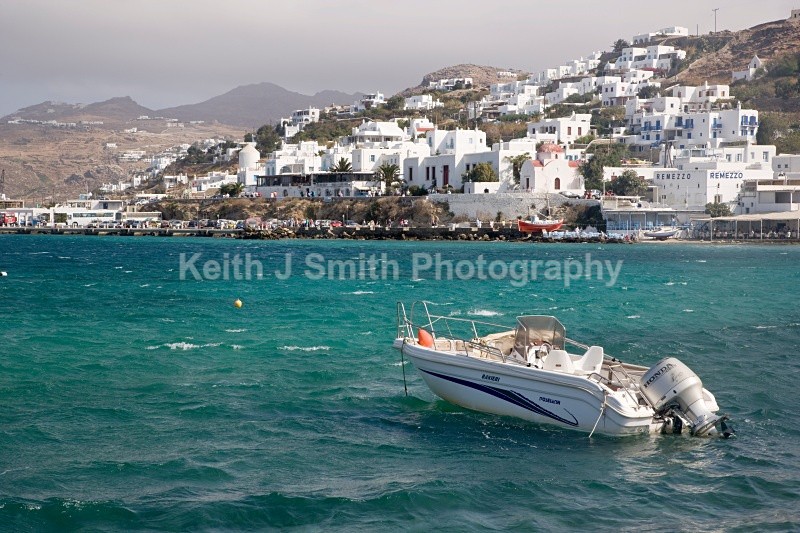 YR6M1281  (RM) - Worldwide