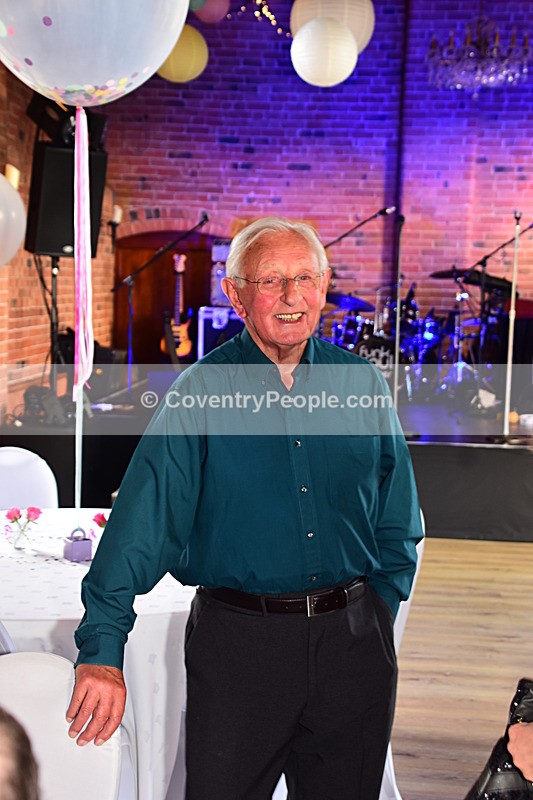 Lor-029 - Lorraine's 50th
