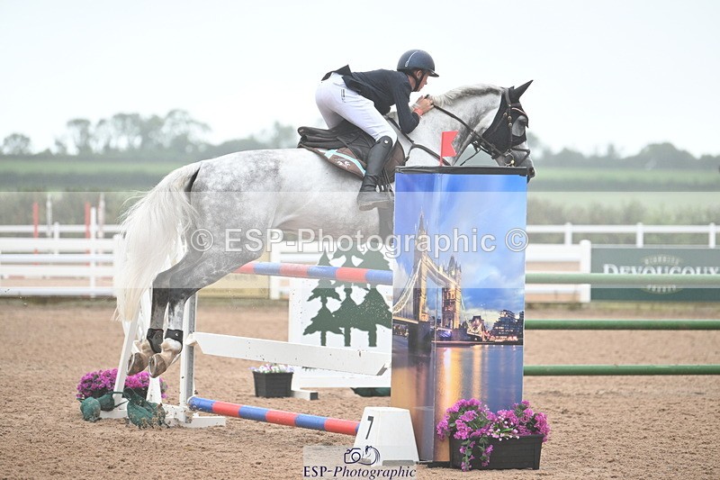 240720A-115408-14620 - Cls 11, 1 Star Bronze Tour 1.15m