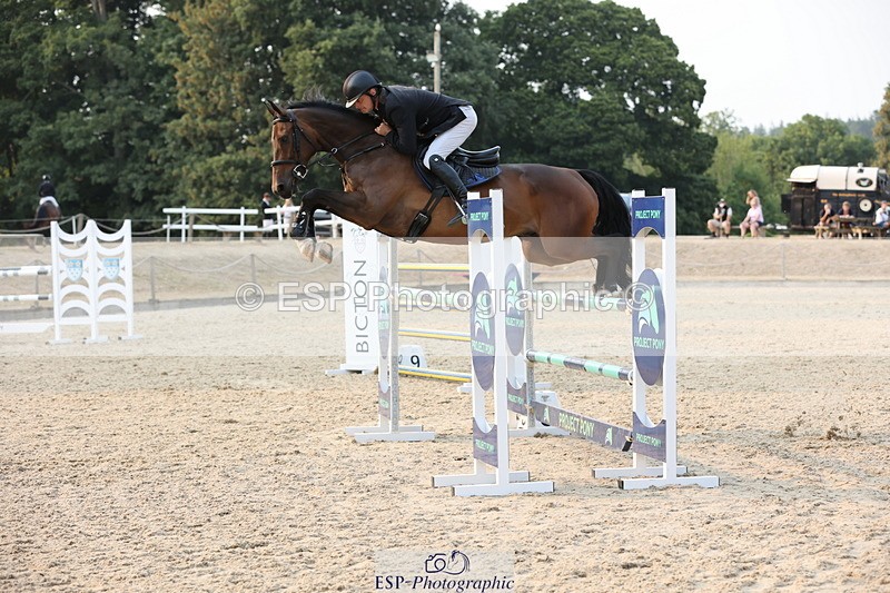 250816A-180145-03242 - Cls 11 Snr Foxhunter