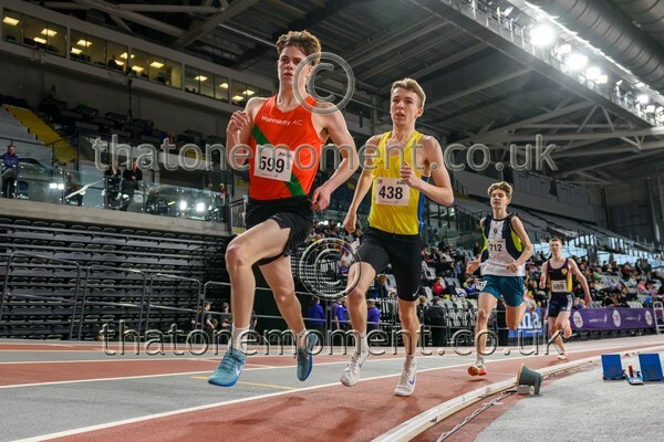 Age26SAT-819447 - Track Male Set One