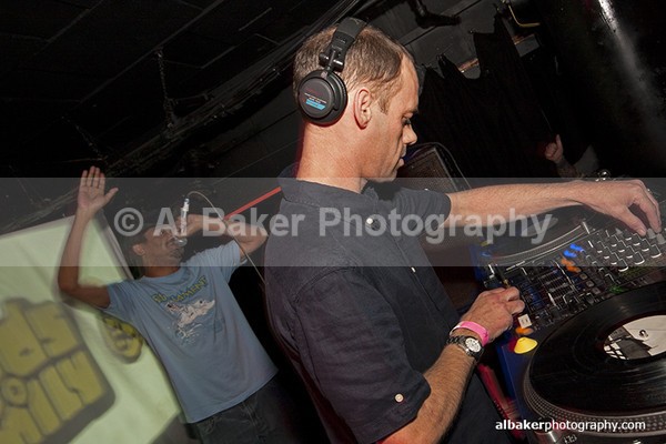 41 - Friends-&-Family @ the-roadhouse 02.05.15 (a)