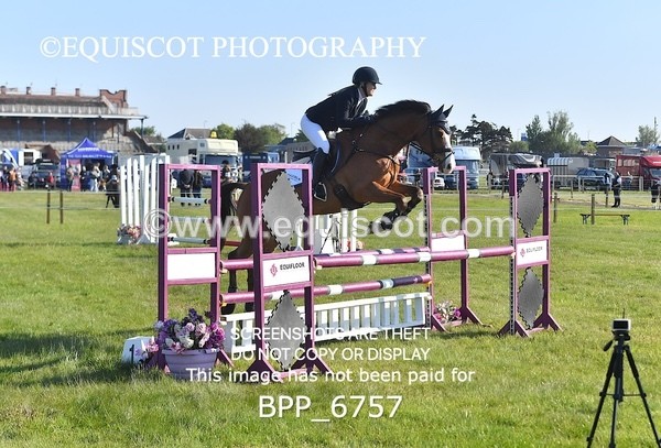 BPP_6757 - CLASS 1 Senior Newcomers/ 1.10m Open