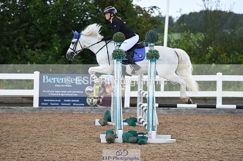 230715A-125148-01104 - Cls 4 Newcomers & 1m Open