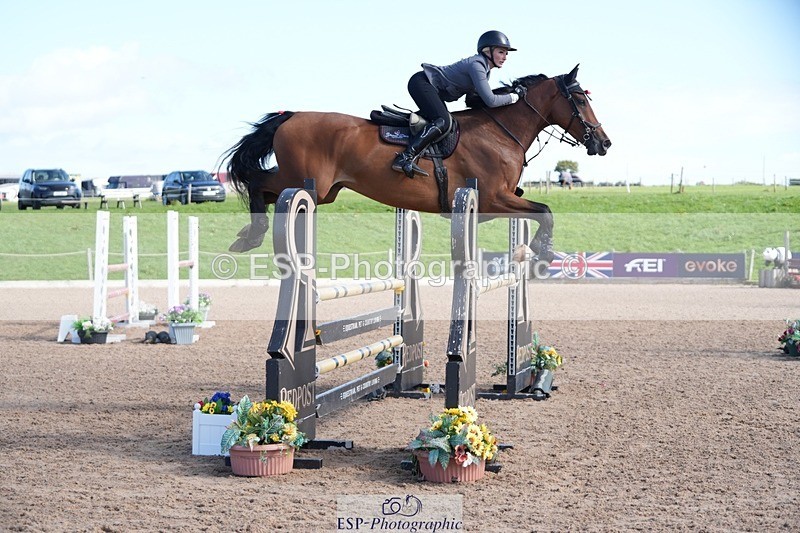 250913-111102-06344 - Cls 14 Snr Newcomers