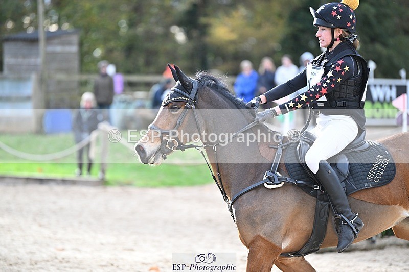 241117-133947-04235 - Cls 3 90-95cm 13.00 to 14.00