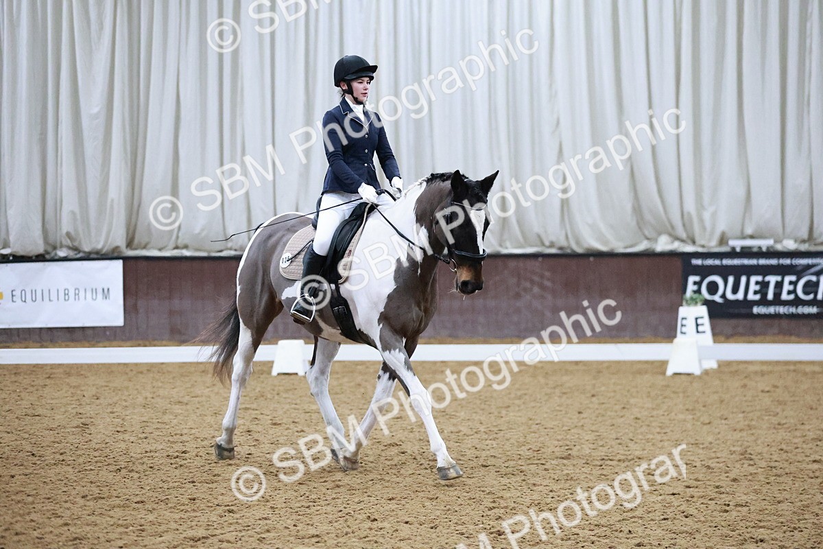 SBM_000551 - Class 7-6 - Novice 3-Novice 2