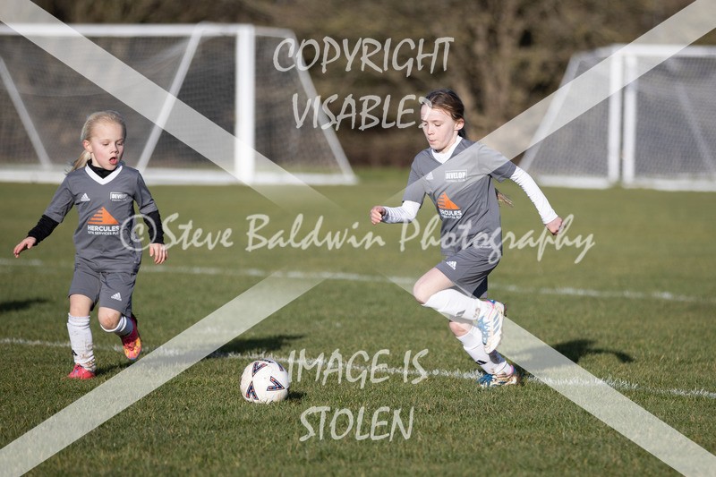 1DX30773 - 2026-01-17 FC Abbey Meads U9 Purple Girls V Develop FC U9 Girls