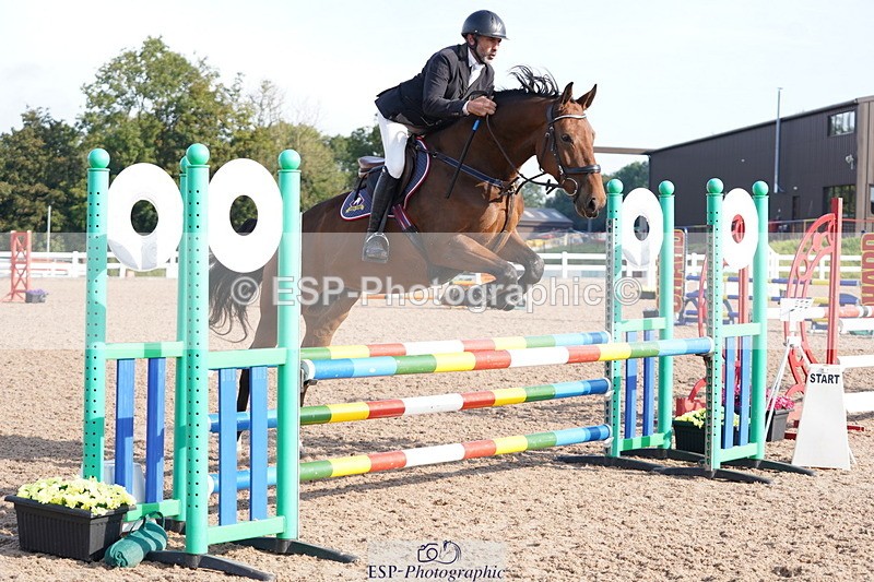 240915A-093420-08631 - Cls 31 Snr British Novice and 90cm Open