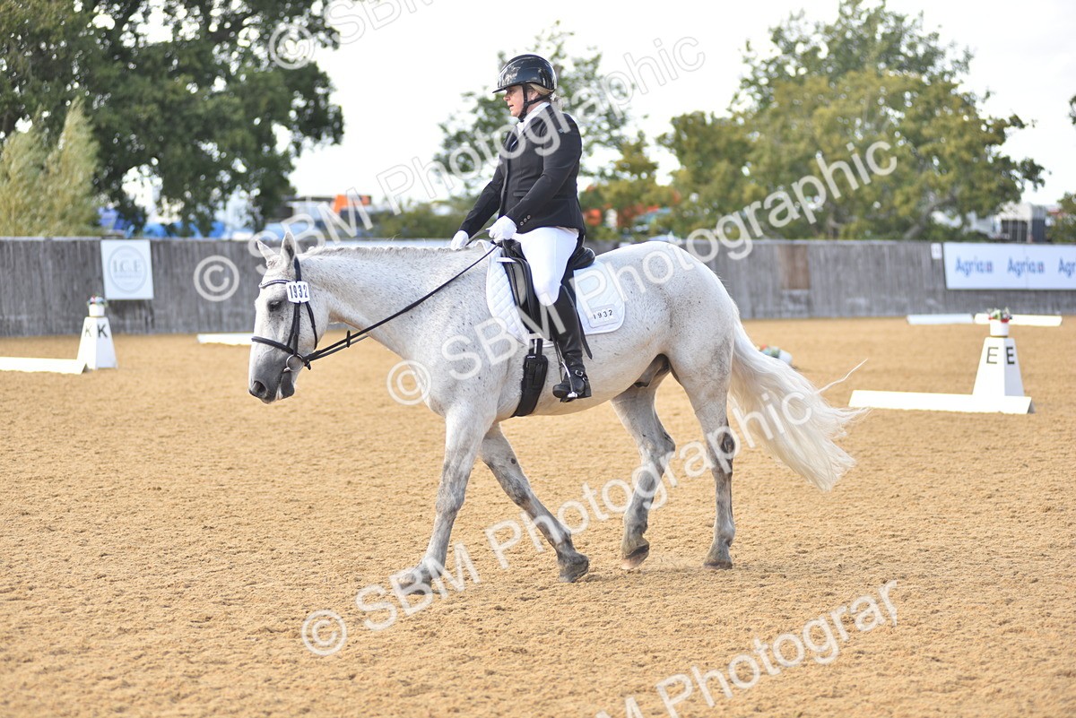 SBM_24332 - D4 - Small Tour Championship Intro 4