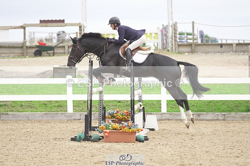 230810A-140916-02624 - Cls 4 1.05m Amateur Quali