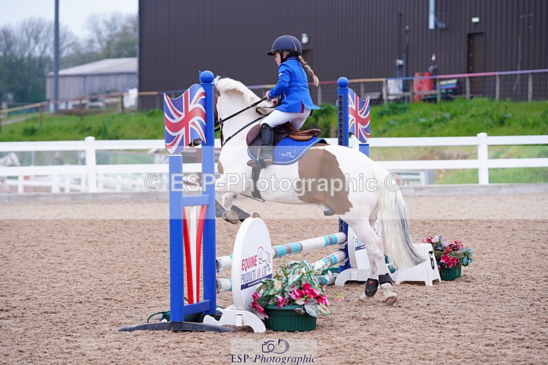 240505A-082750-03839 - Cls 11 Clear Round 50cm