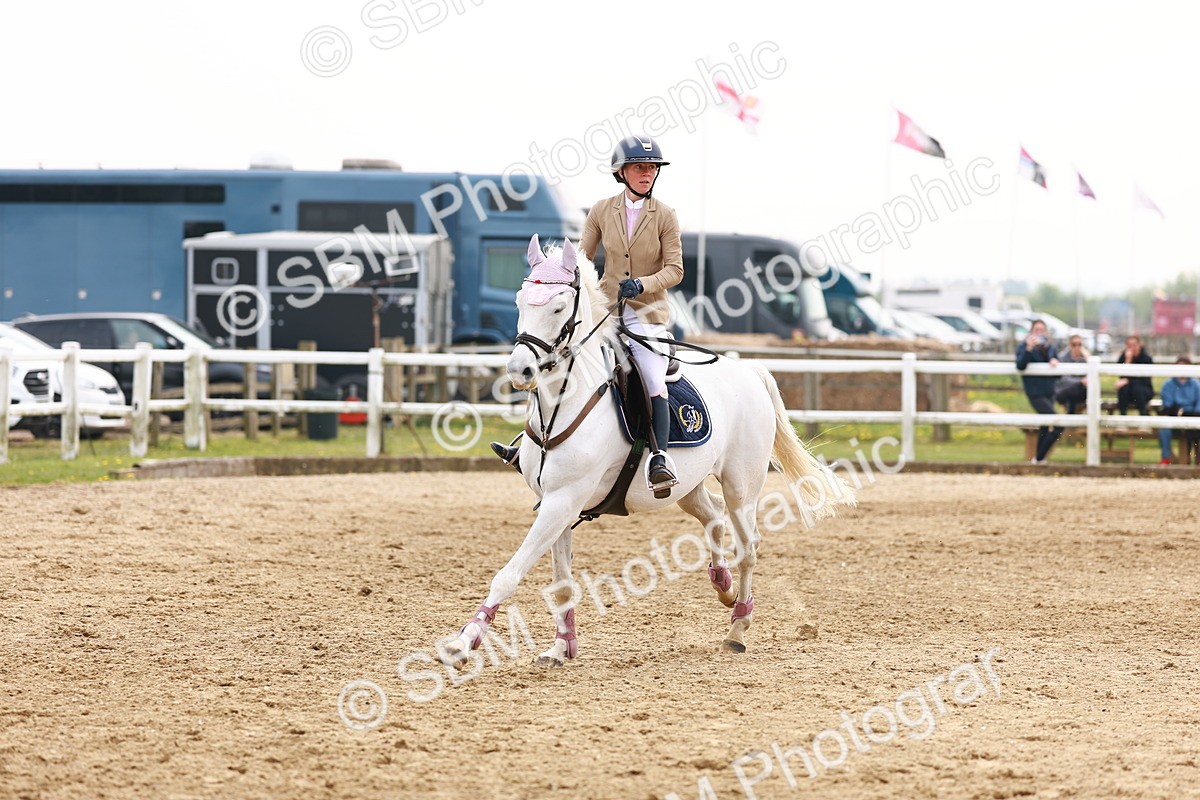  - Class 18 - Senior Newcomers - 1.10m