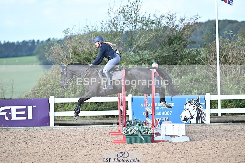 241004A-105845-01472 - Fri 07 Snr Brit Nov & 90cm Open