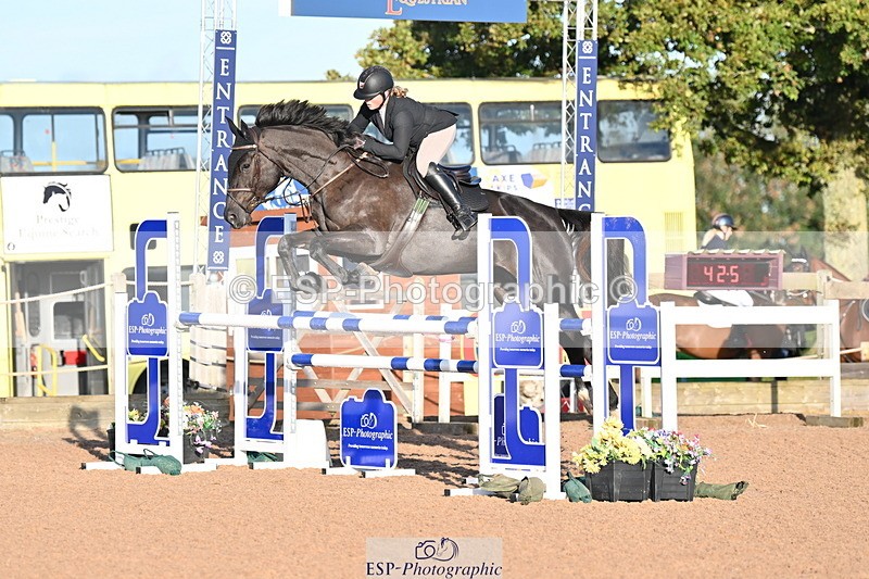 231015A-090805-06867 - Cls 28 Newcomers & 1.10m Open