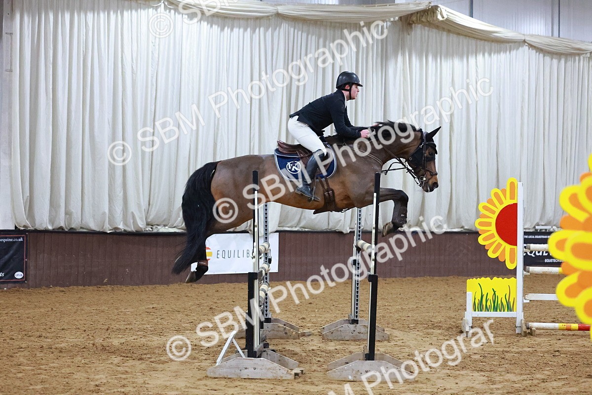 SBM_002320 - Class 5 - Senior Foxhunter 1.20m