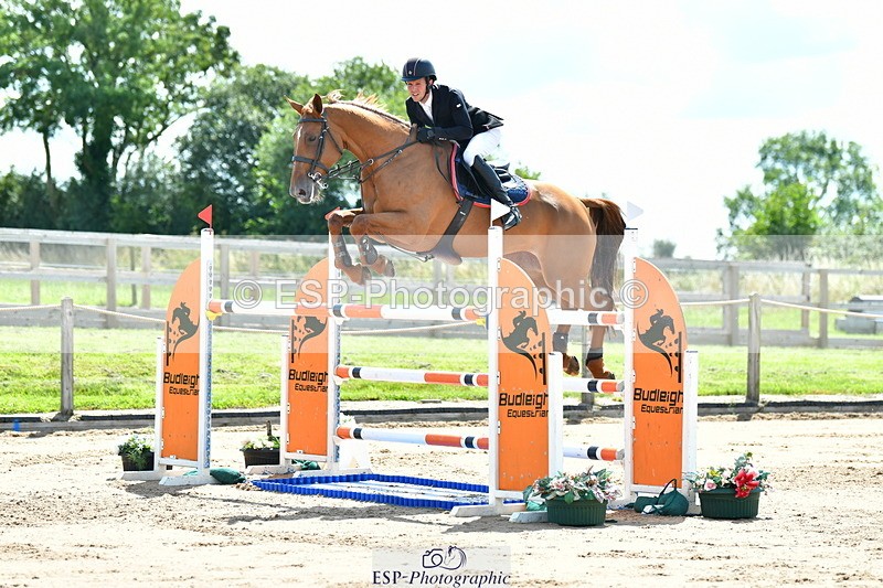 230720A-110710-02073 - Cls 5, 2 Star Medium 1.35m