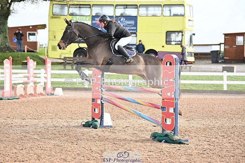 231209A-112332-01628 - Cls 11 Snr 1.05m Open